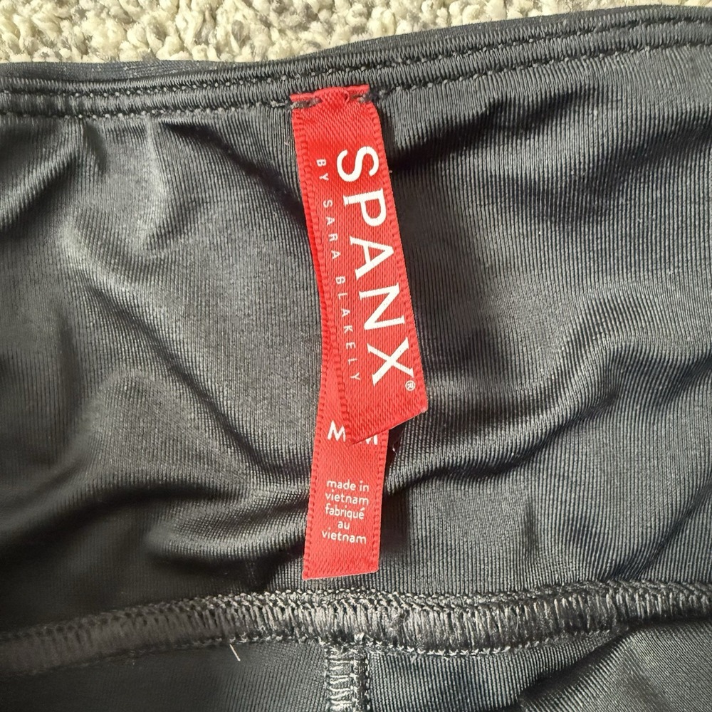 Spanx Faux Leather Leggings for Women, Size M - Black - Picture 5 of 12